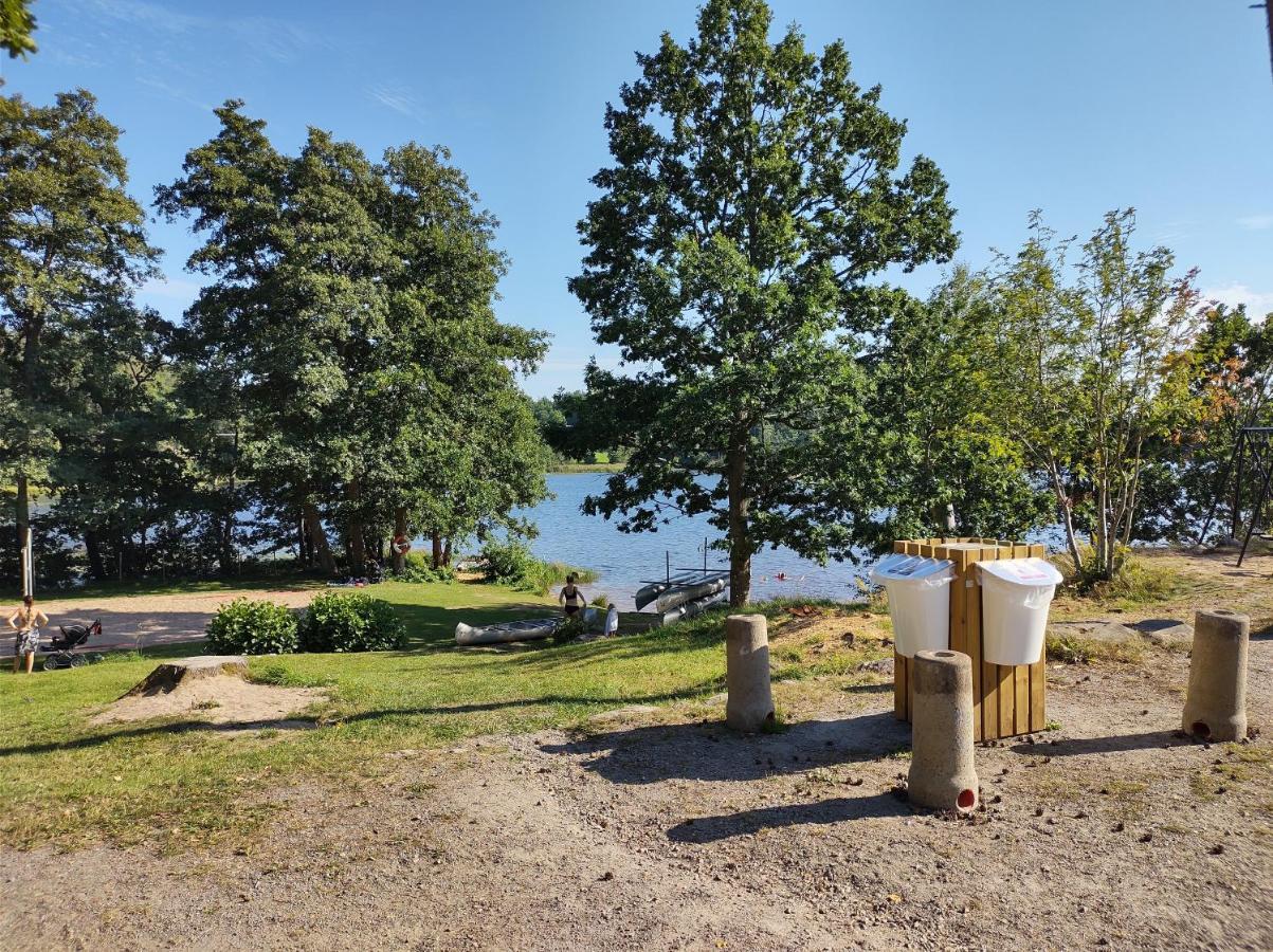 Varhaga Vandrarhem Sjuntorp Exterior photo